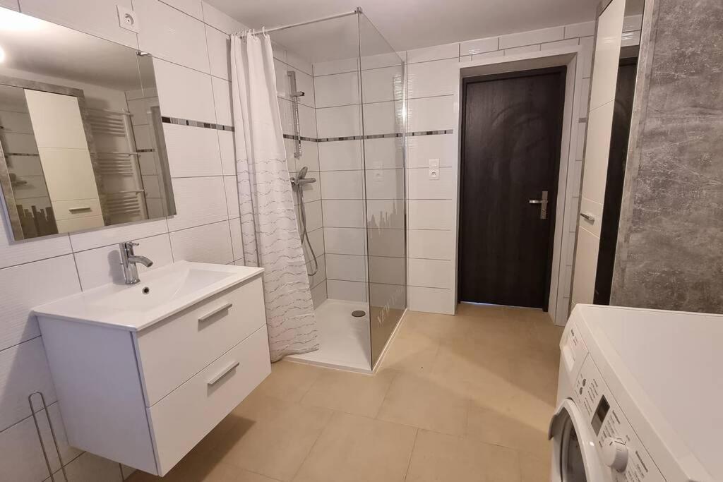 Appartement 2 Pieces Equipe A Roppenheim Alsace Exteriér fotografie